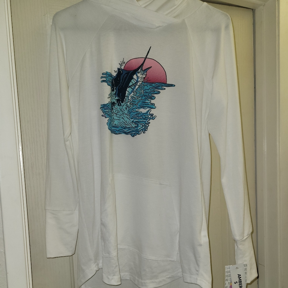 NWT, LuLaRoe S Amber: White with Graphic
